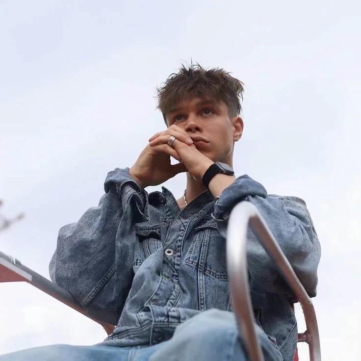 Gleb Kalyuzhny thumbnail