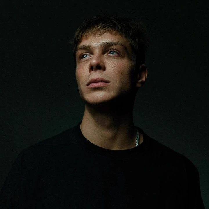 Gleb Kalyuzhny thumbnail