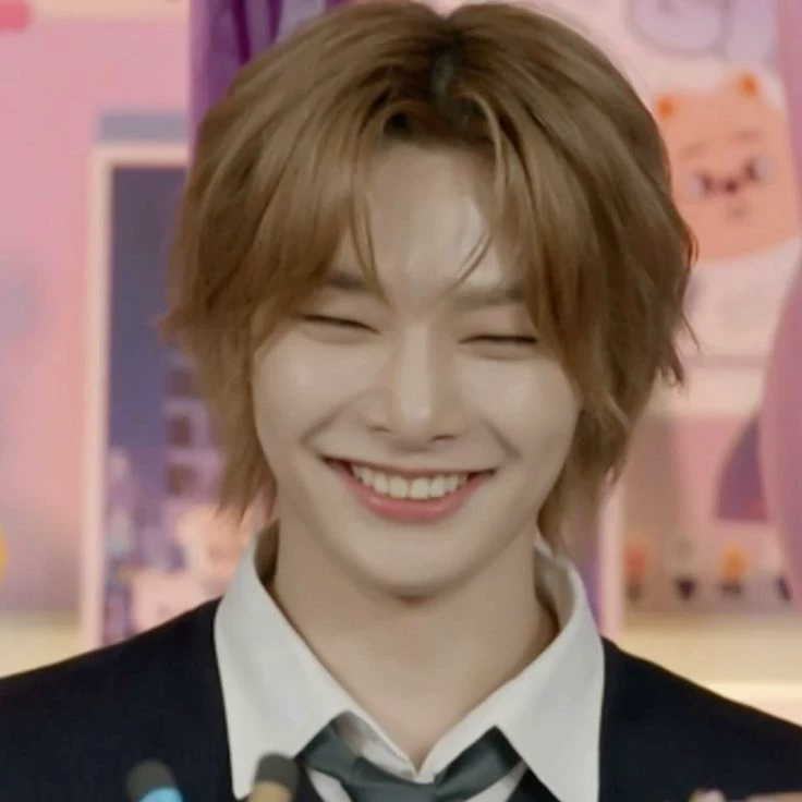 Yang Jeongin/ I.N thumbnail