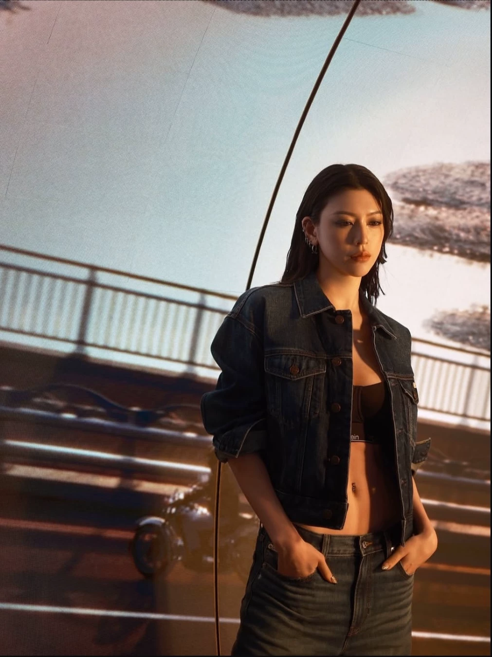 Ayaka Miyoshi thumbnail