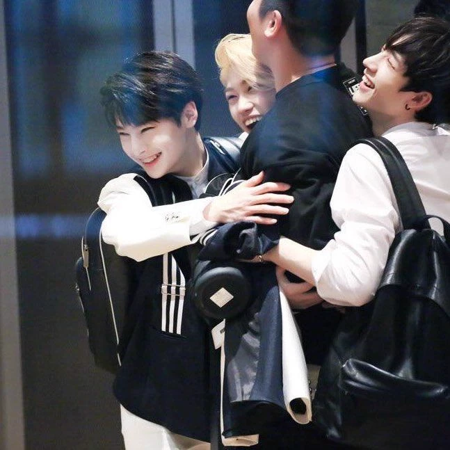 Jeongin x gangster thumbnail