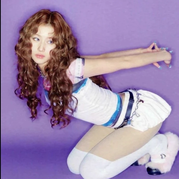 Minatozaki Sana thumbnail