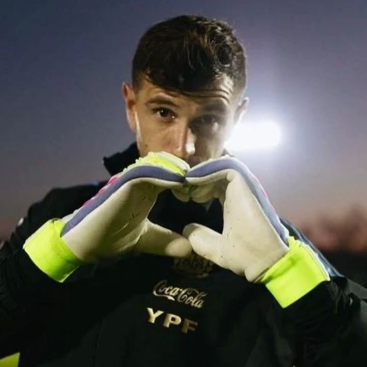 Dibu Martínez thumbnail