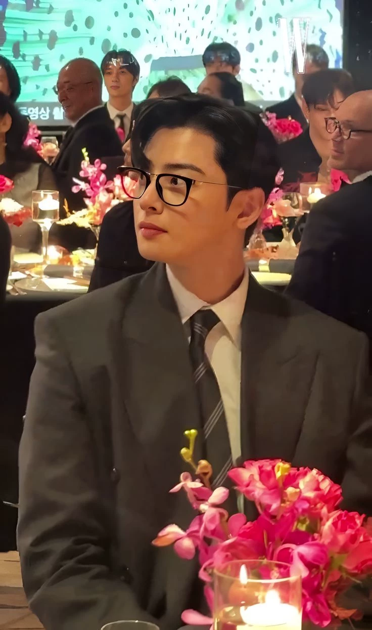 ChaEunWoo thumbnail