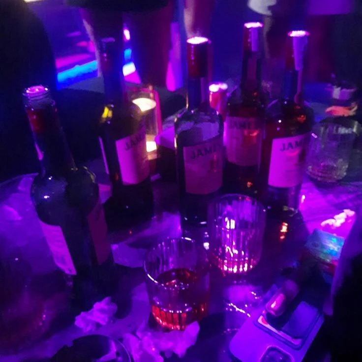 lesbian bar thumbnail