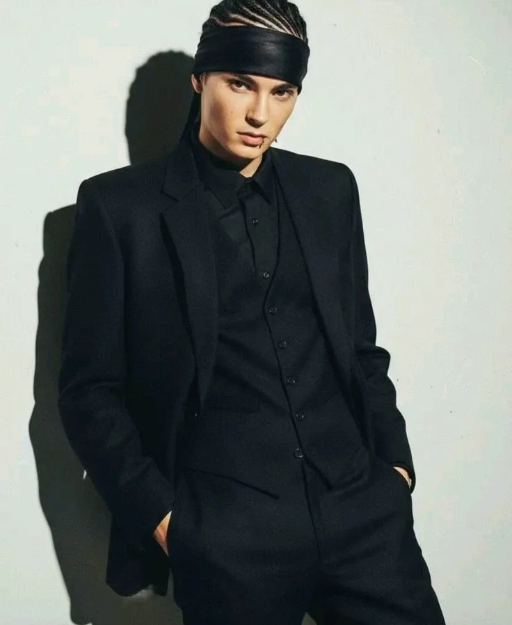 Tom Kaulitz thumbnail