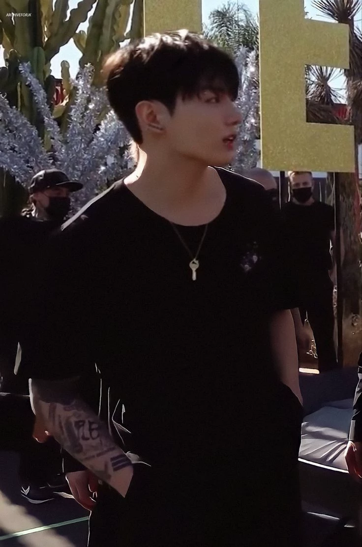 Jeon Jungkook thumbnail
