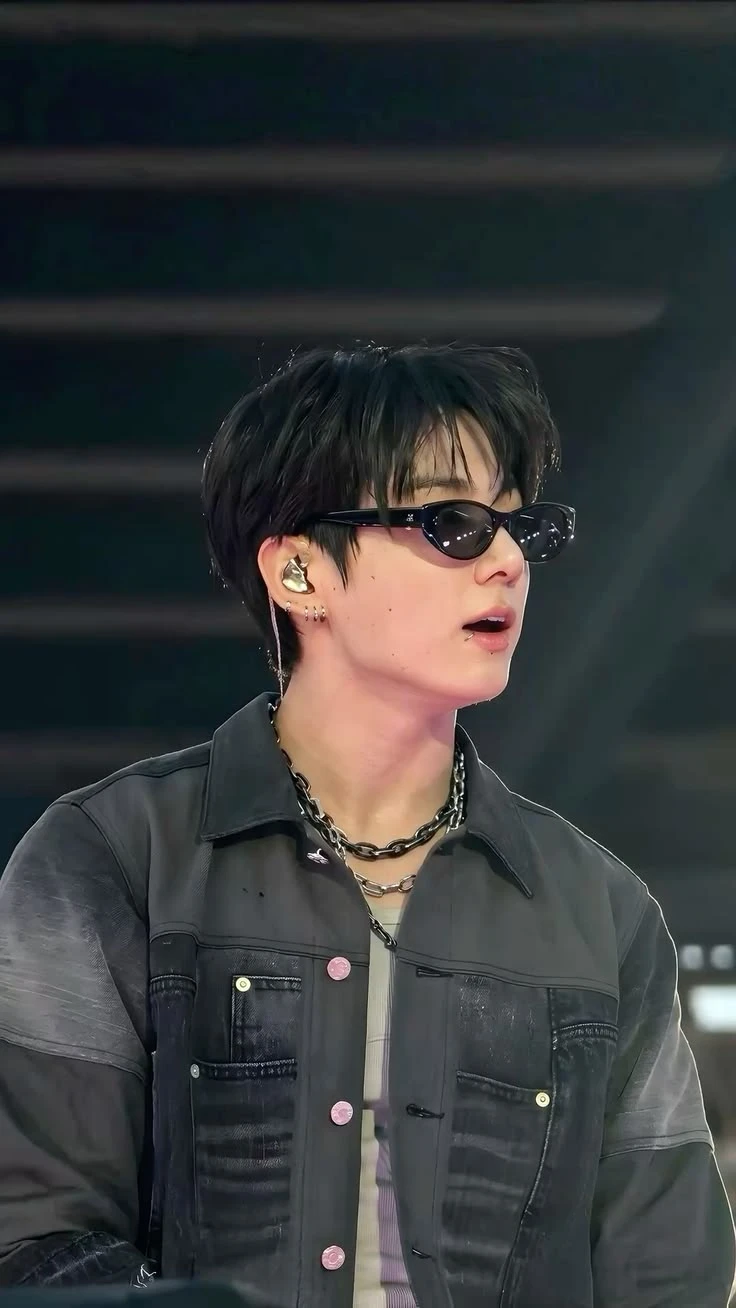 Jeon Jungkook thumbnail
