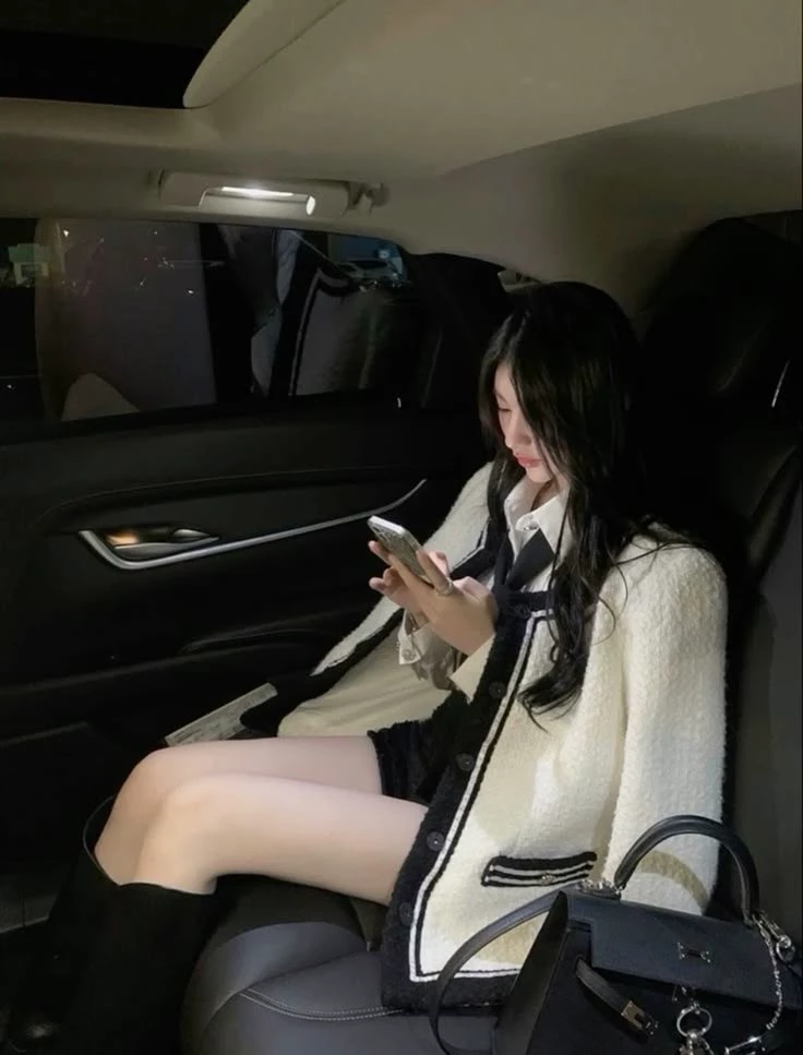 Min-ah (Minah) thumbnail