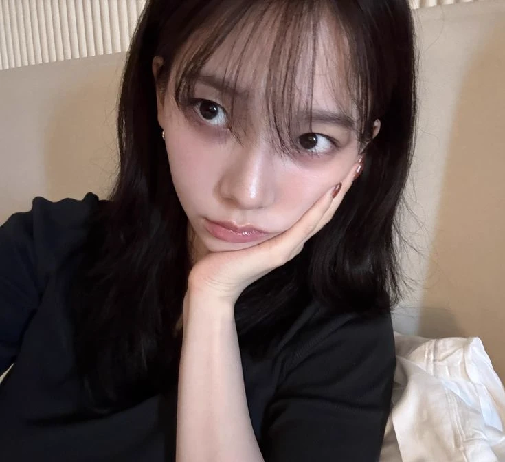 Karina thumbnail