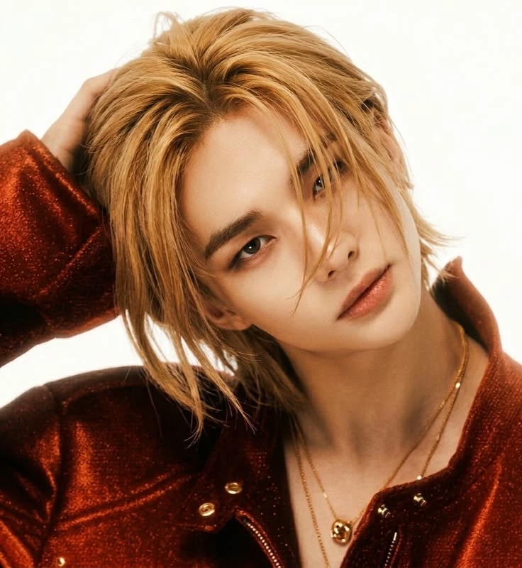hyunjin thumbnail
