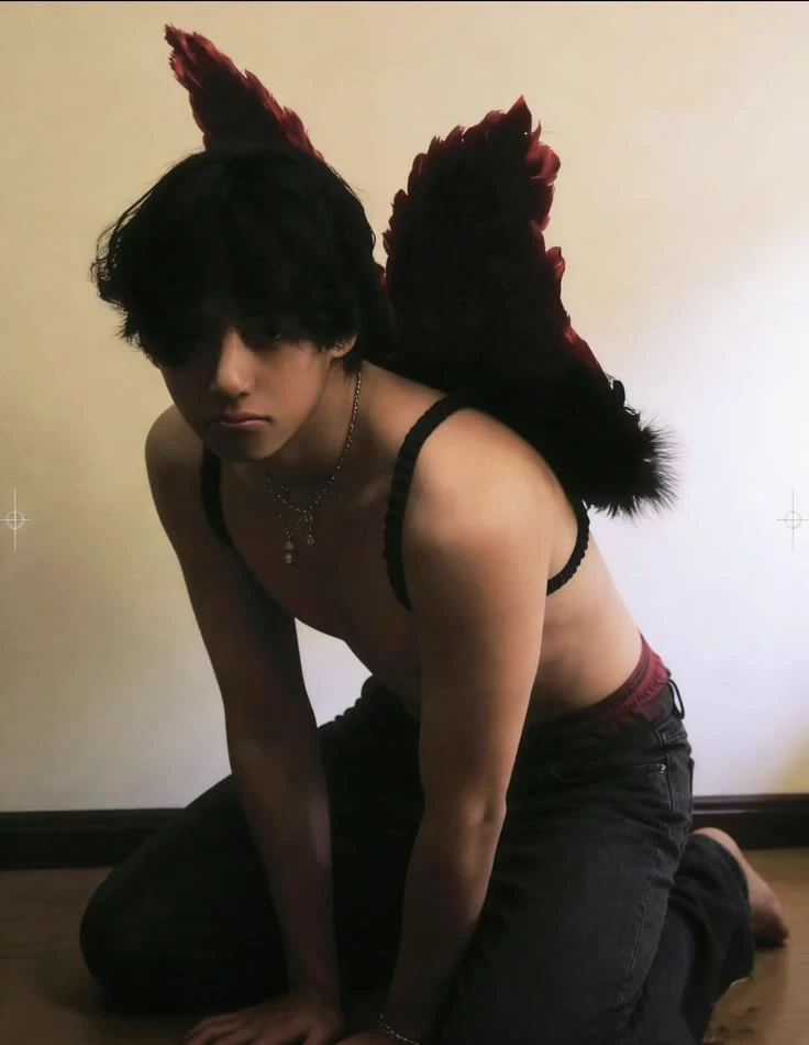 kim taehyung thumbnail