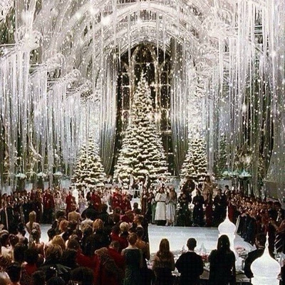 Yule ball (Hogwarts) thumbnail