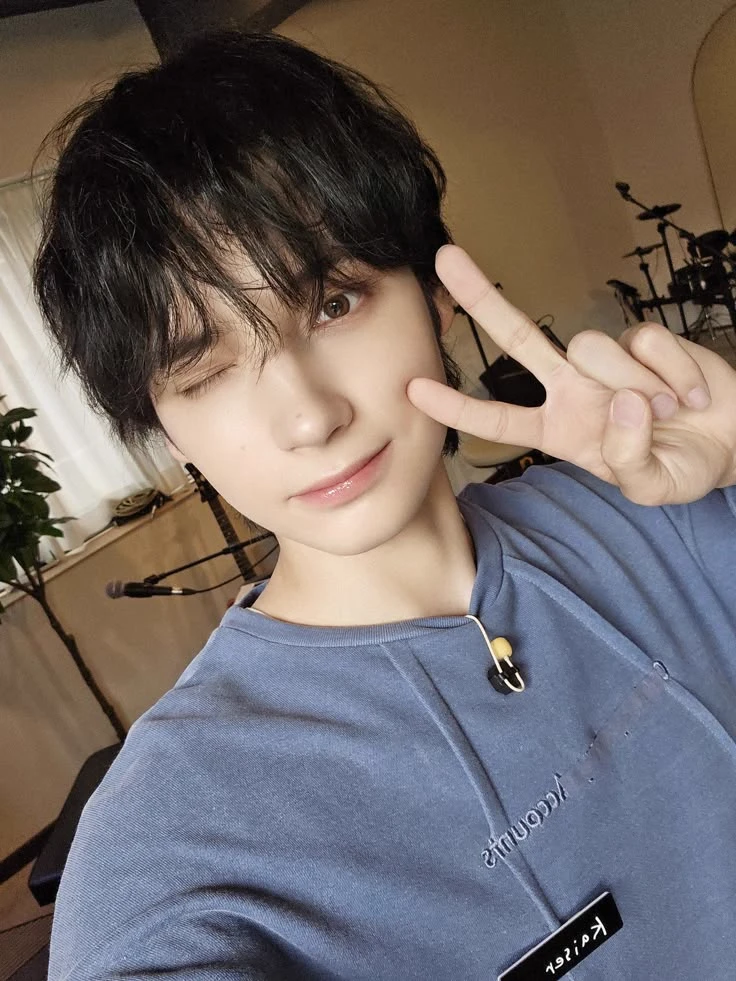 Kai (TXT) thumbnail