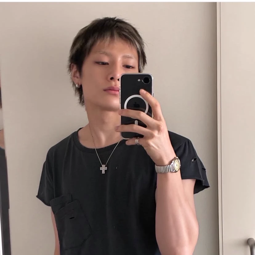 Jeongin (i.n) thumbnail