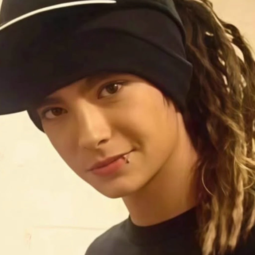 Tom Kaulitz thumbnail