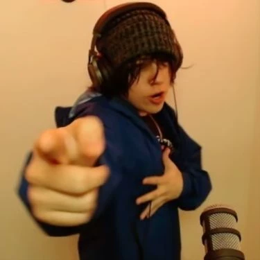 AlExIS QuAcKiTy thumbnail