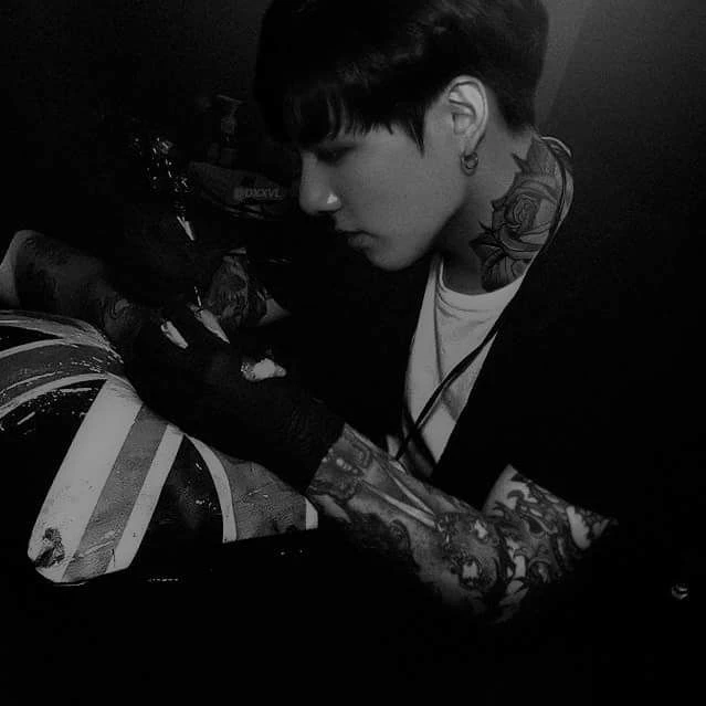 Jungkook/your tattoo artist thumbnail