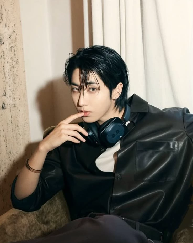 HAN JISUNG, YOUR MAFIOUS ENEMY. thumbnail