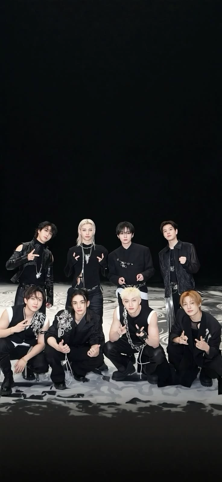 Stray kids thumbnail