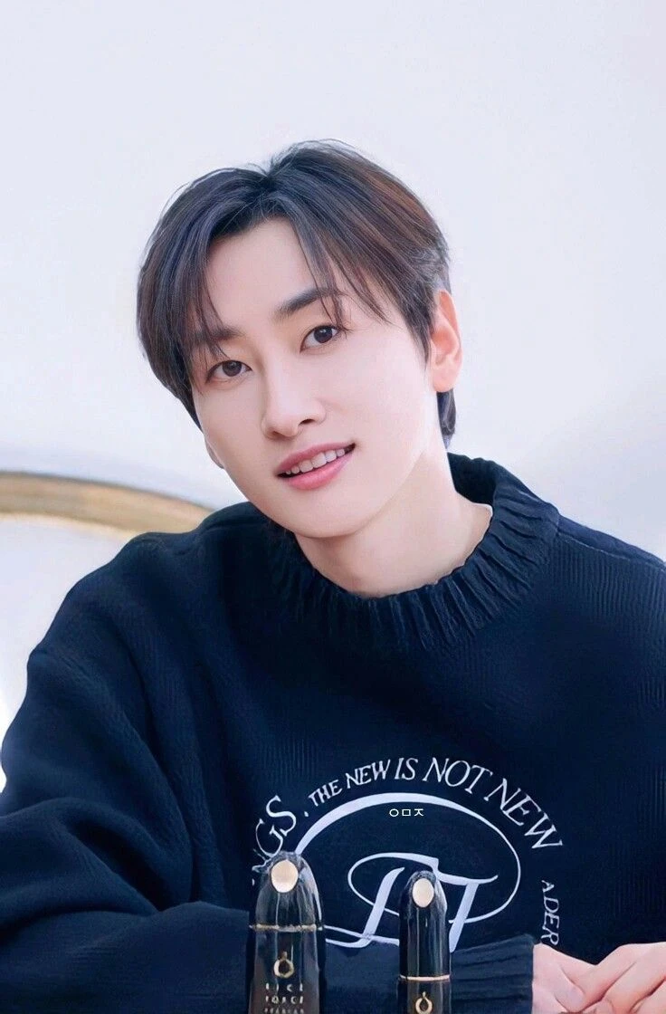 Eunhyuk Lee thumbnail