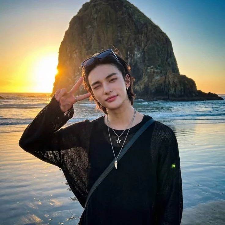 Hwang hyunjin-hyunlix thumbnail