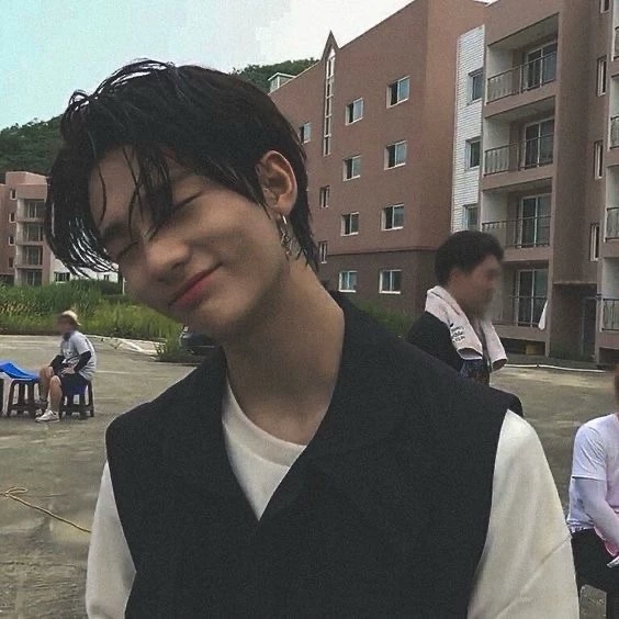 Hwang hyunjin-hyunlix thumbnail