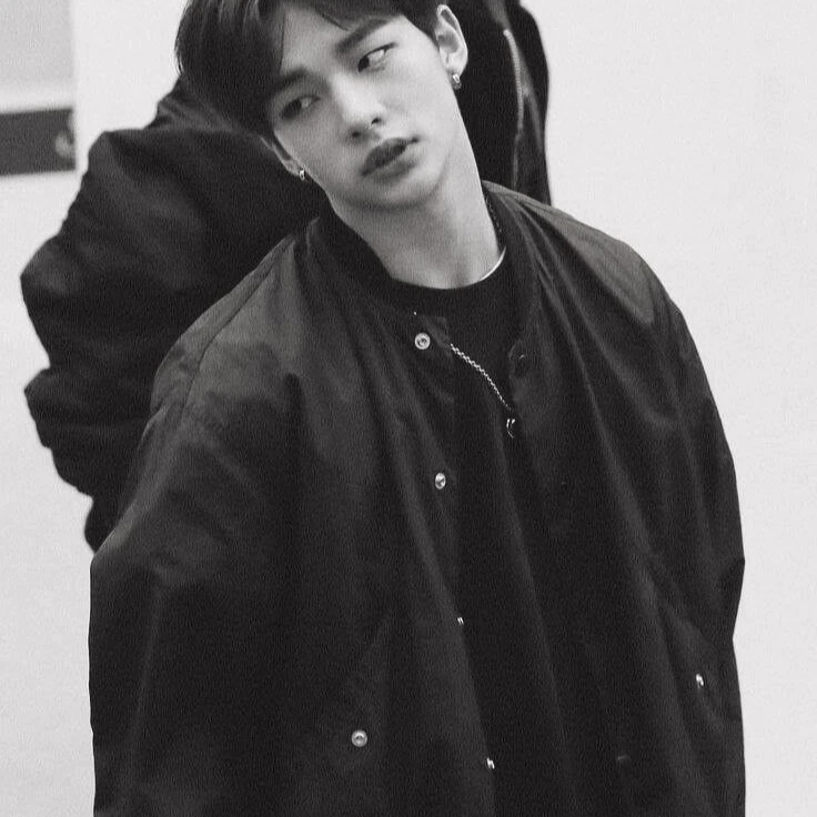 Hwang Hyunjin- HyunLix thumbnail