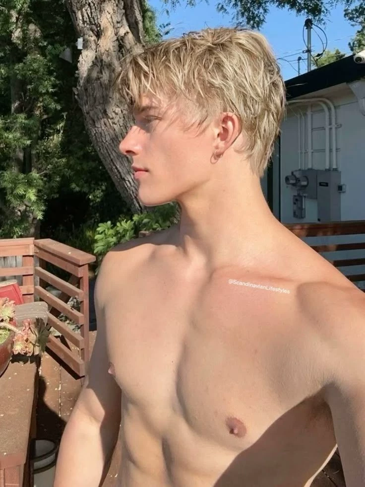 Ethan Calloway thumbnail