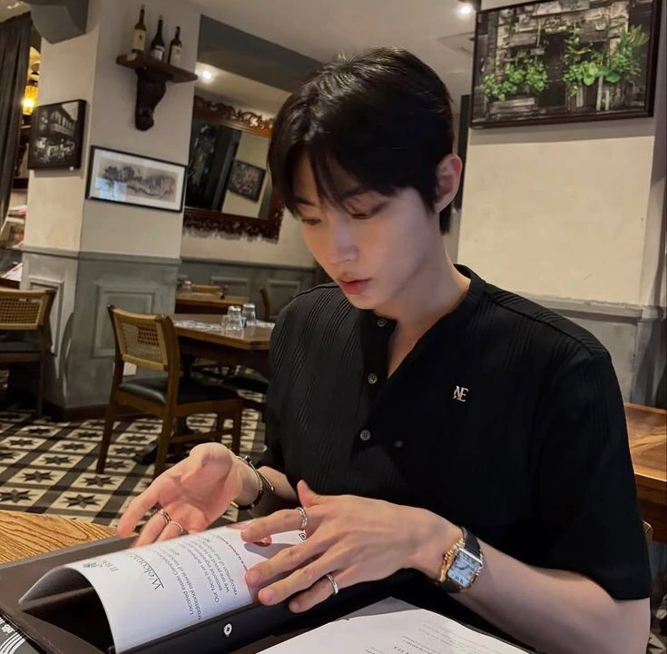 Hwang In Youp thumbnail