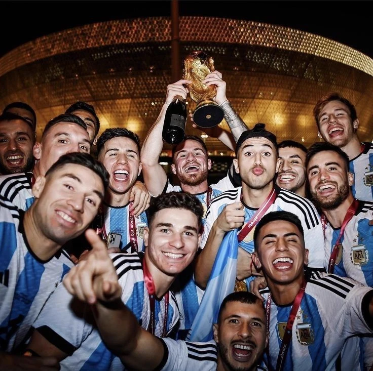 The Argentine National Team. BL thumbnail