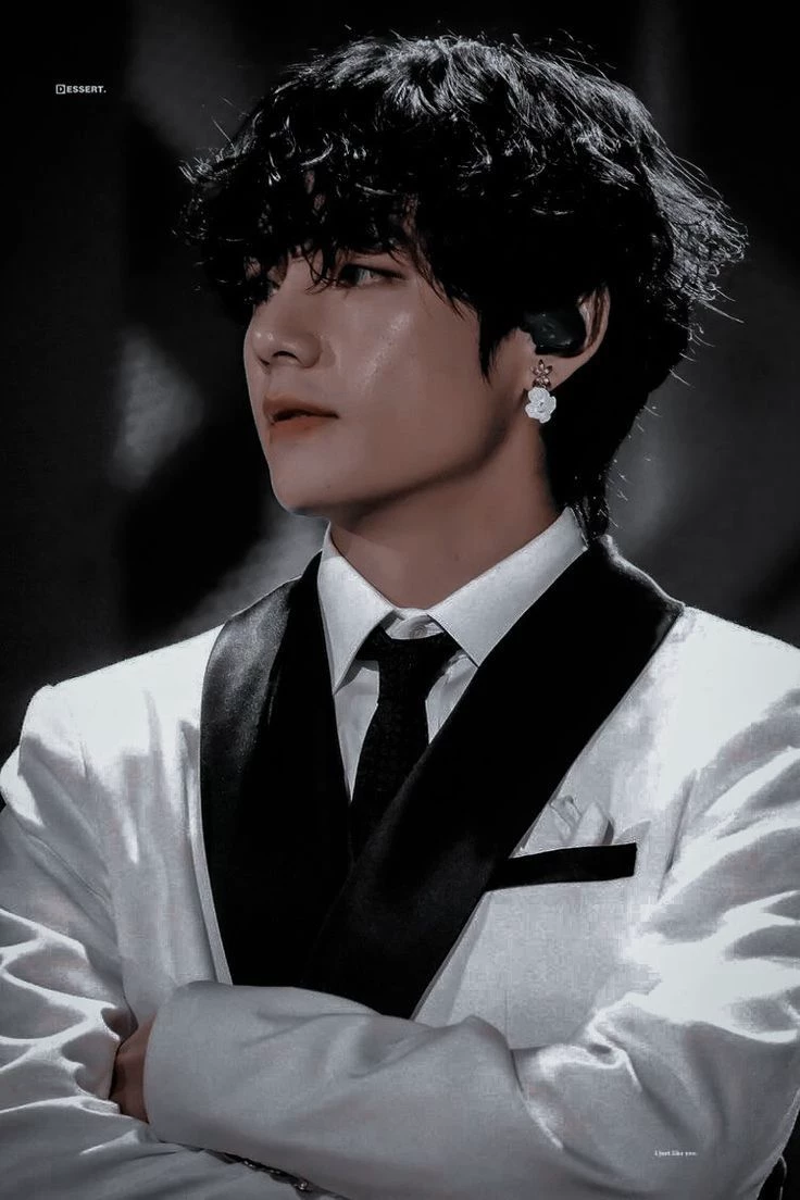 Kim taehyung thumbnail