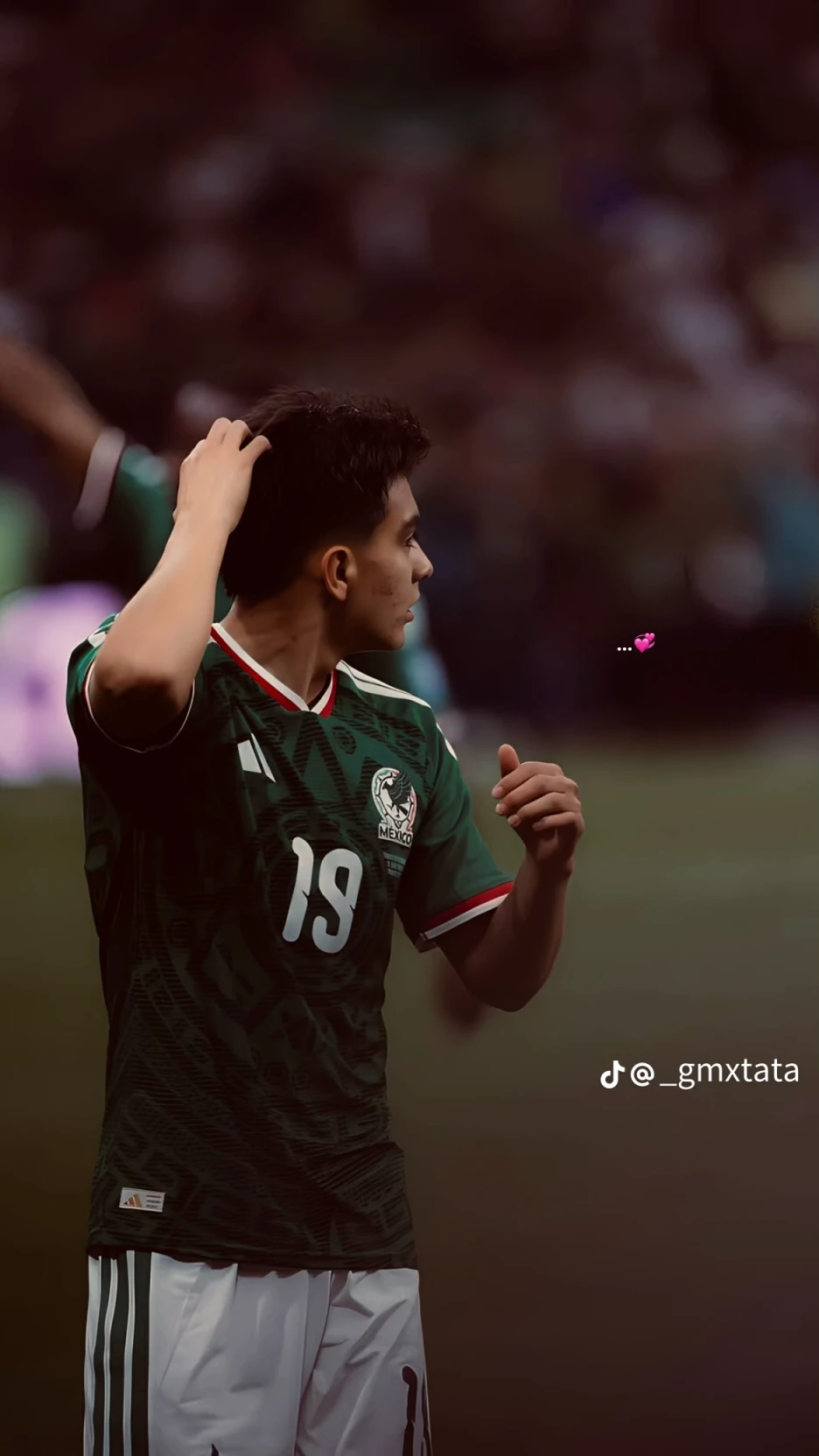 Gilberto Mora thumbnail