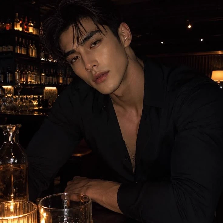 Nuea or Akira Siriwayukul thumbnail