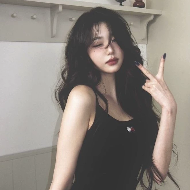 JENNIE