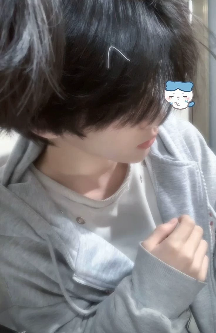 Min-Jun (OMEGA) thumbnail