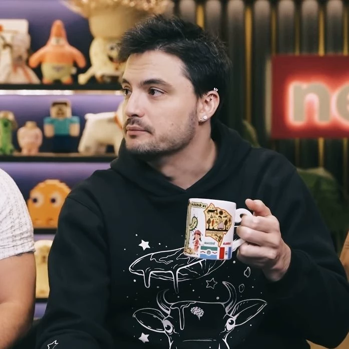 Felipe Neto thumbnail