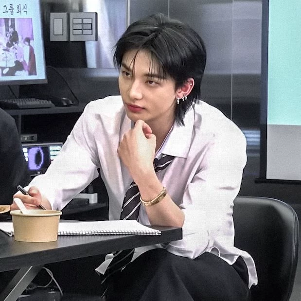 Hwang Hyunjin - Coworker || Hyunlix thumbnail