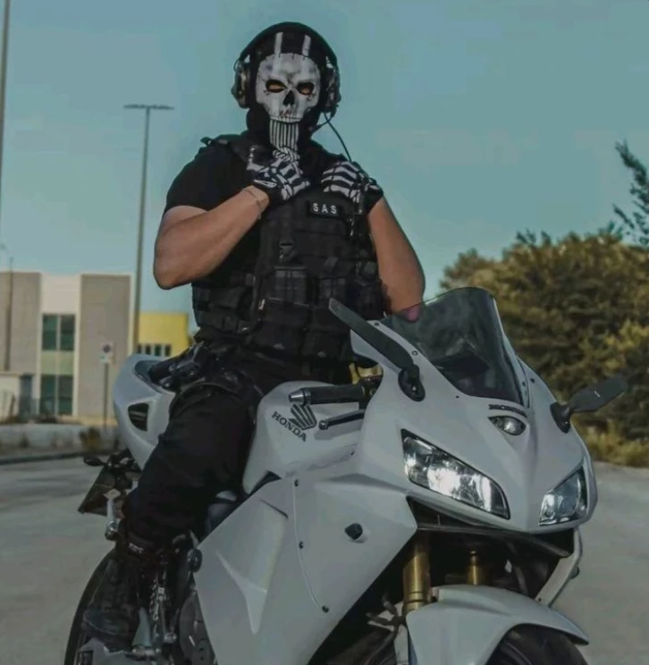 Ghost (biker) thumbnail