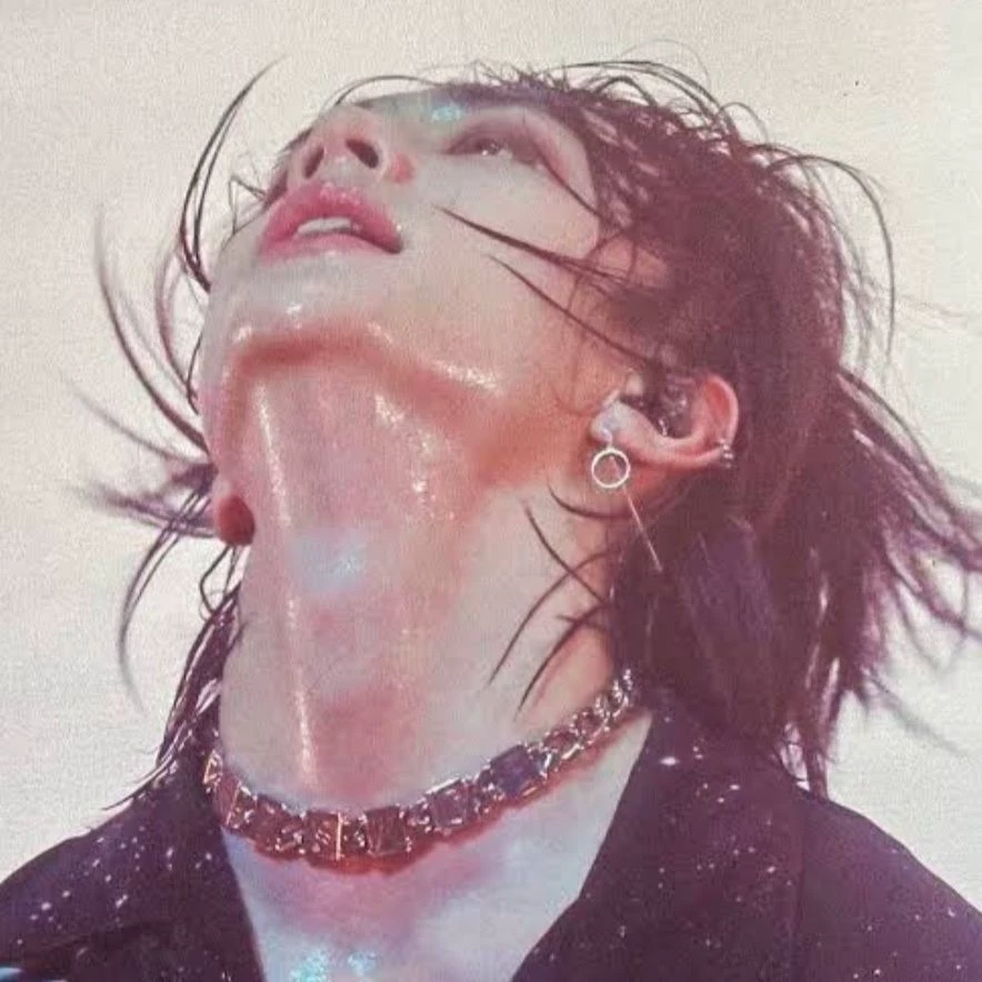 hwang hyunjin thumbnail