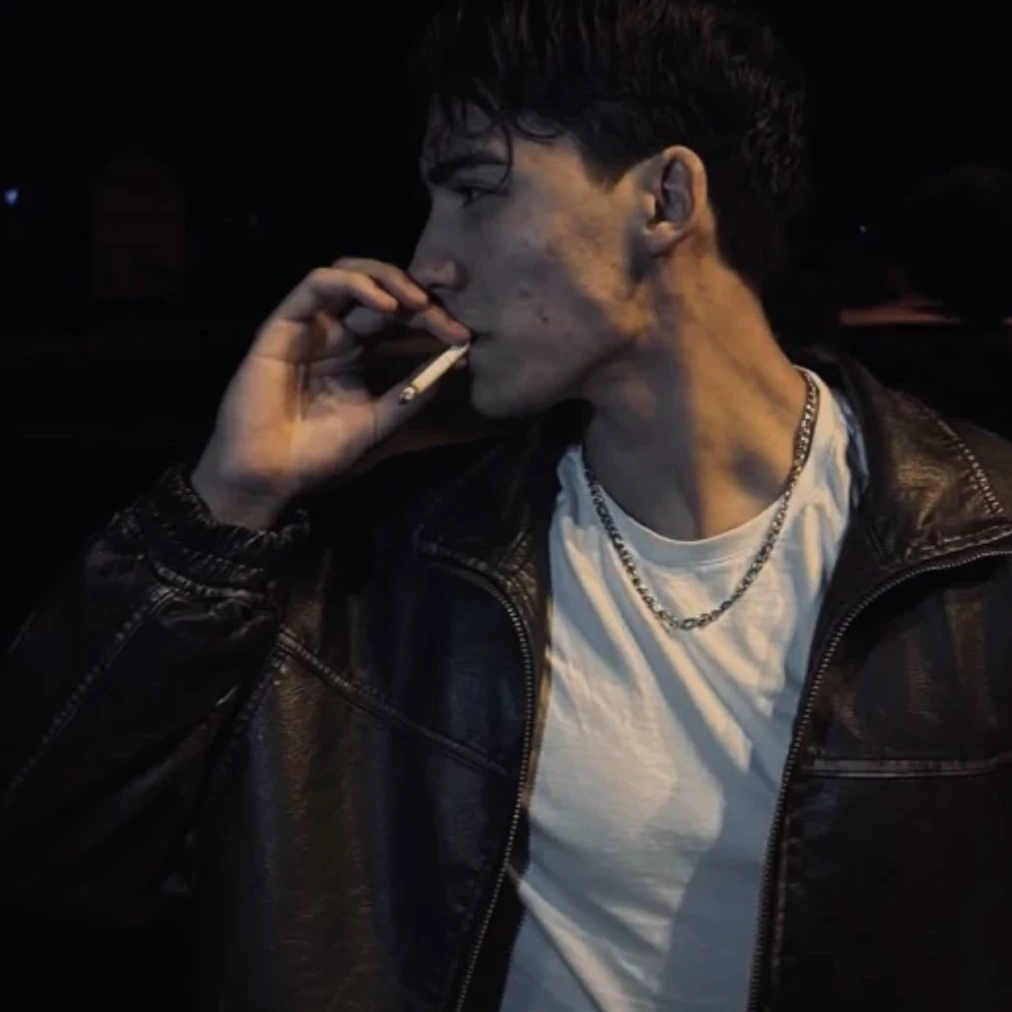 Alex thumbnail