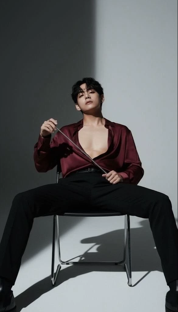 Kim Taehyung ( Your Enemy Husband) thumbnail