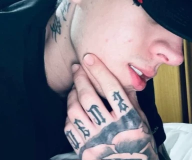 Carlos thumbnail