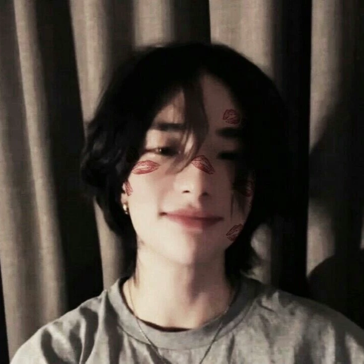 Hyunjin thumbnail