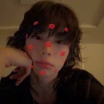 Hyunjin thumbnail