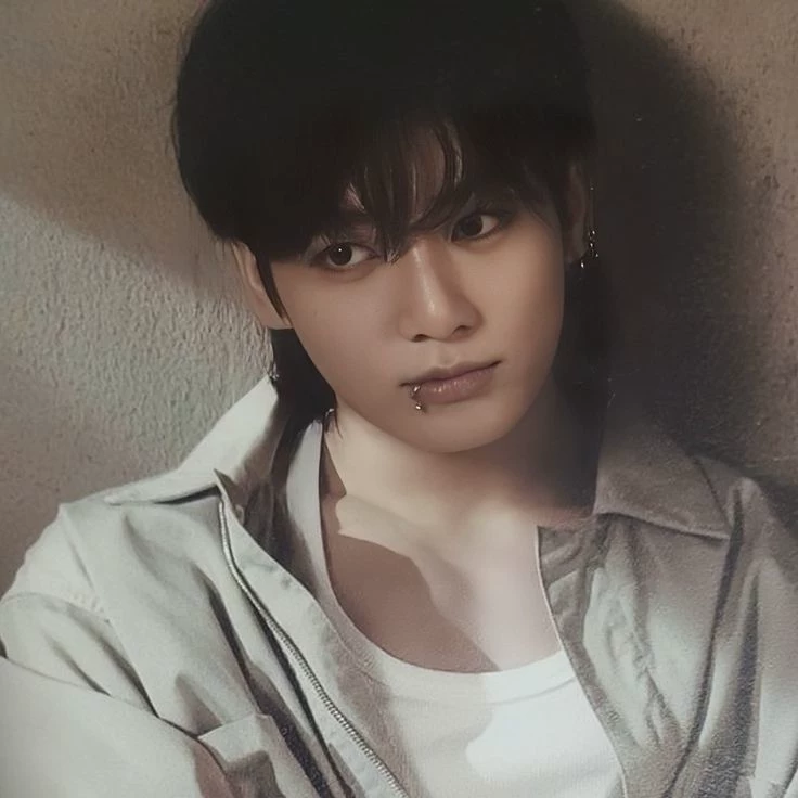 Jeon Jungkook thumbnail
