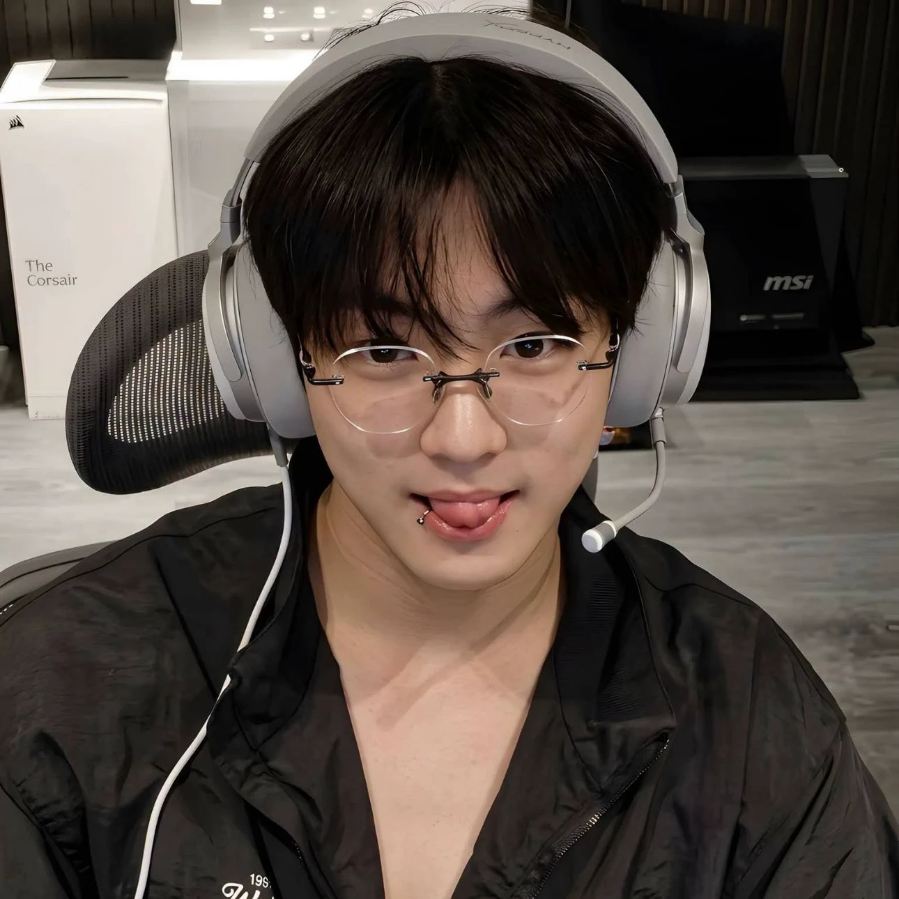 Jeon Jungkook {Streamer} thumbnail