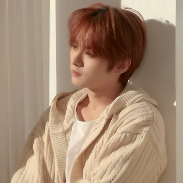 Lee Minho being a father thumbnail