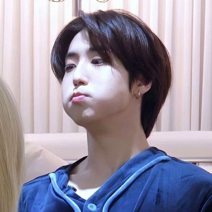 Han Jisung thumbnail