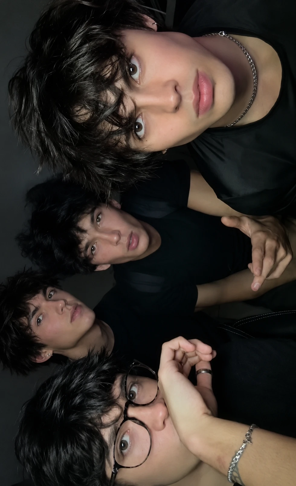 Roommates thumbnail